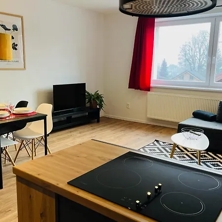 Jan Gustav * Липтовски-Микулаш