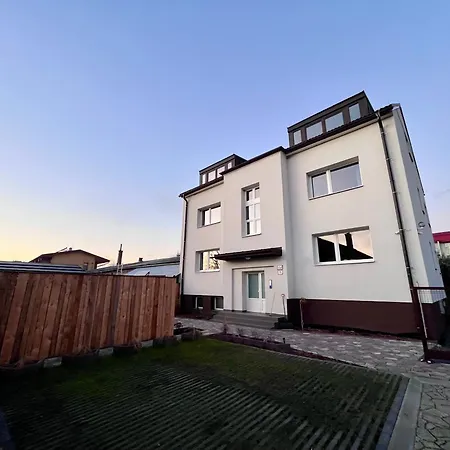 Jan Gustav Апартаменты Липтовски-Микулаш